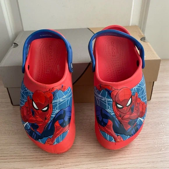 Crocs spiderman deals lights